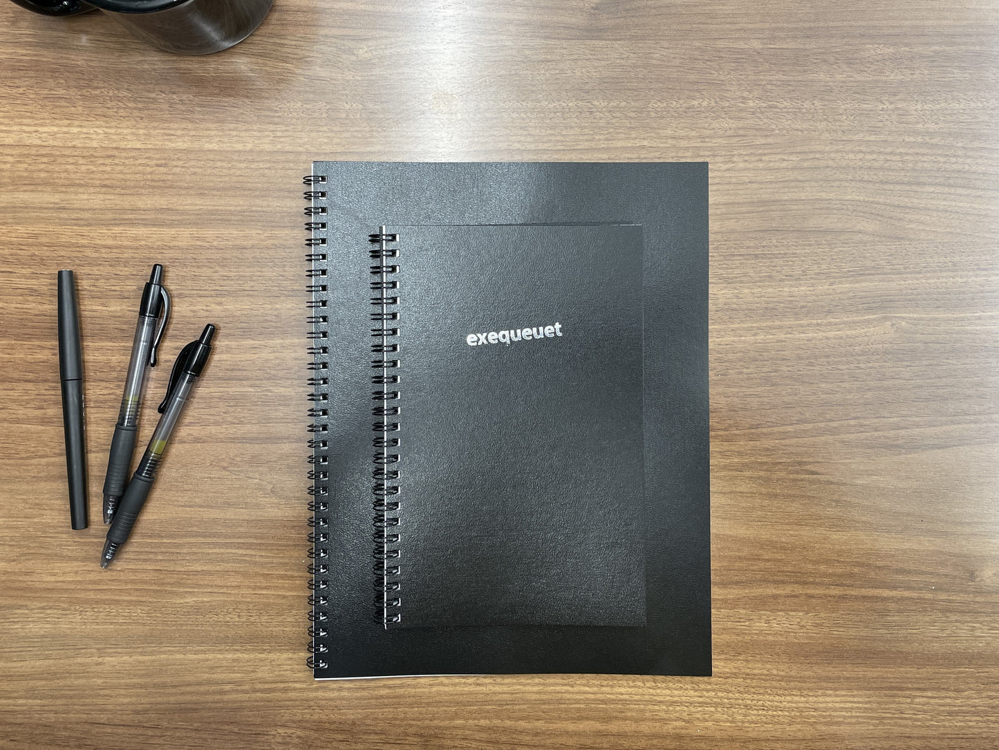 Exequeuet Slim Notebook